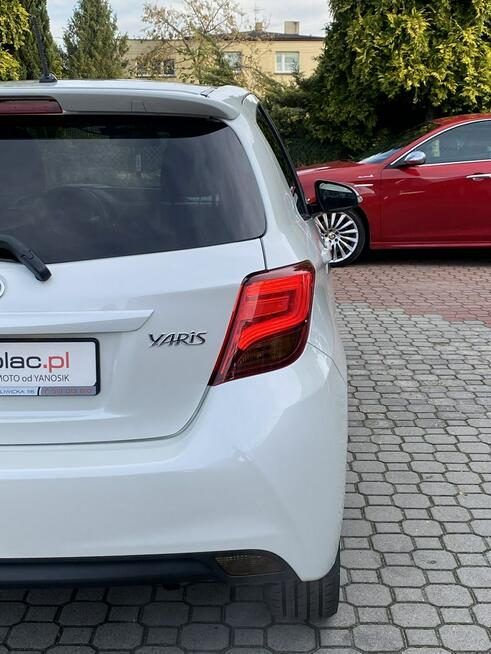 Toyota Yaris Rezerwacja Tarnowskie Góry - zdjęcie 12
