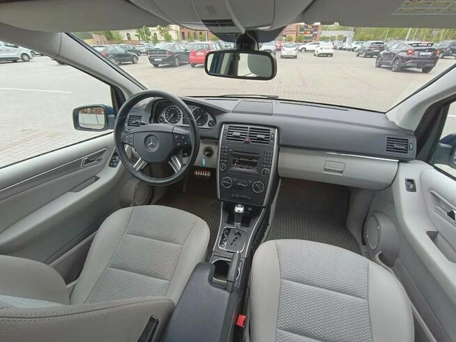 Mercedes B 180 Niski przebieg, Serwisowany, Navigacja, bluetooth, Tomaszów Mazowiecki - zdjęcie 9