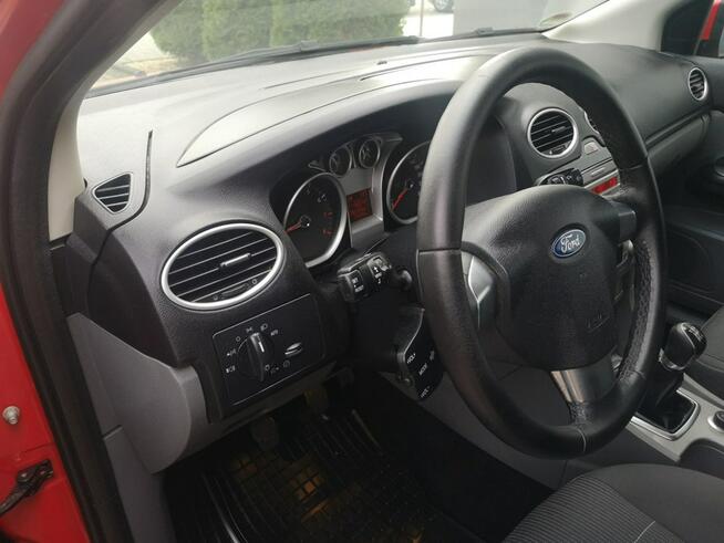 Ford Focus 1.8 16v 125KM Klimatronic Xenon Halogeny Alu Sprowadzony Strzegom - zdjęcie 12