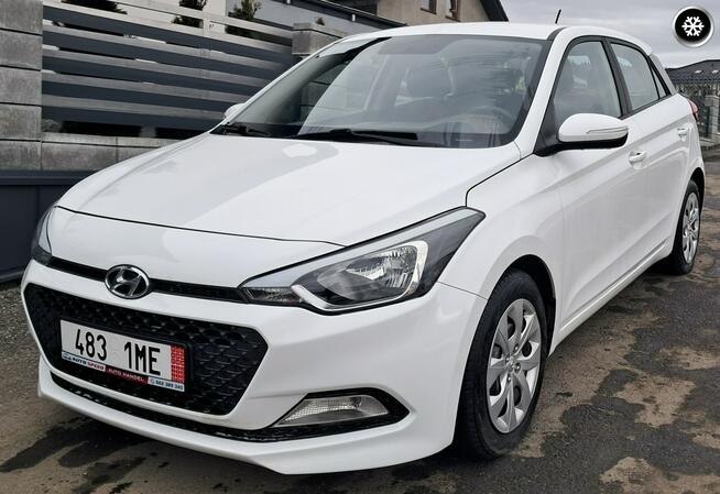 Hyundai i20 1.2 Benzyna 75 KM Cisiec - zdjęcie 1
