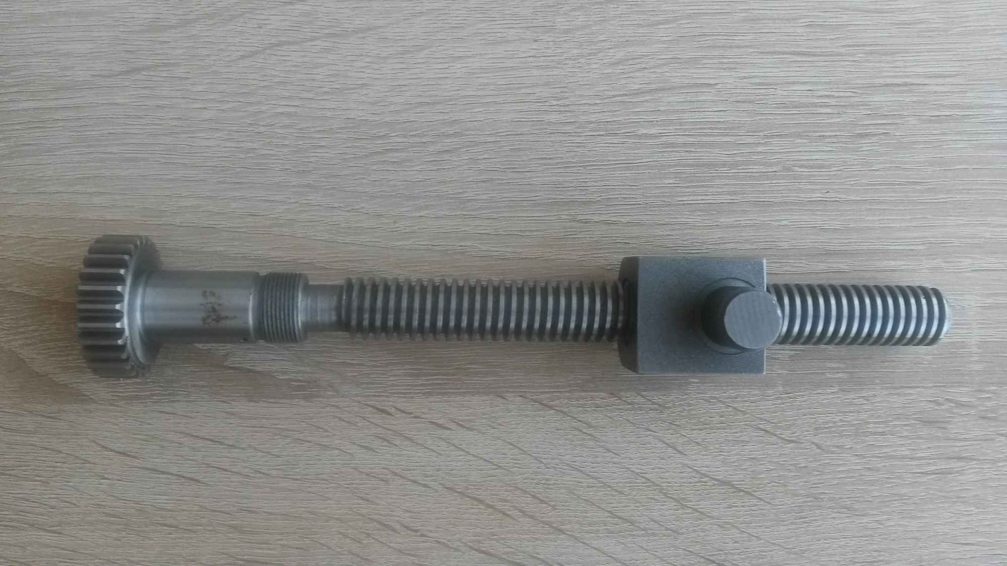 *** Śruby wzdłużne, poprzeczne,trapezowe- frezarka, tokarka*** Piekary Śląskie - zdjęcie 2