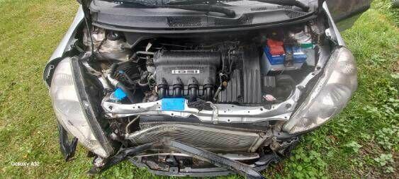 Sprzedam uszkodzą honda jazz Koluszki - zdjęcie 2