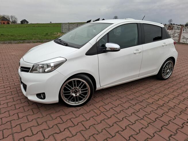 Toyota Yaris 1.33 VVT-i 99KM_Serwis_Super Stan Pawłów - zdjęcie 8