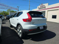 Volvo XC 40 AWD / Momentum / niski przebieg Tarnów - zdjęcie 3