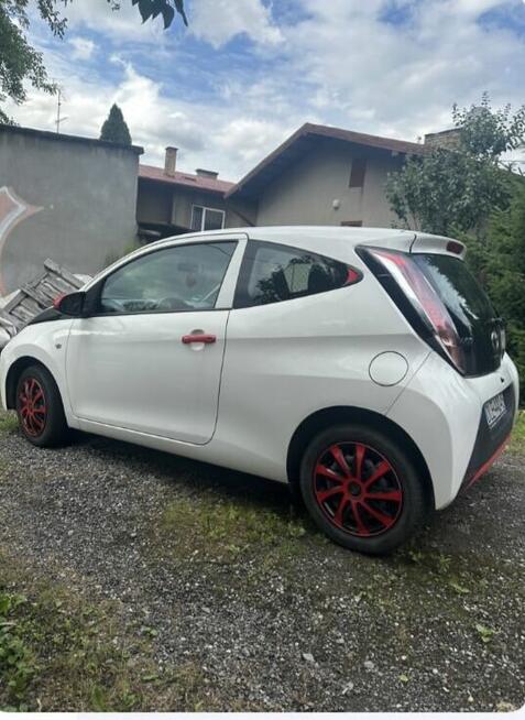 Toyota Aygo 1.0 VVT-i Sprint EU6 (2017) Wieluń - zdjęcie 3