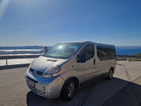 8-osobowy Renault Trafic 2005 1,9 dci Ciechocinek - zdjęcie 2