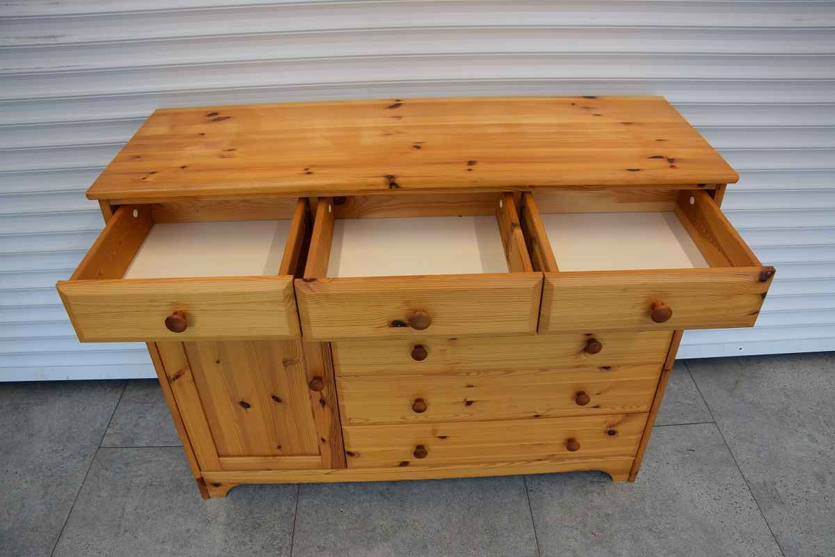 komoda z drewna sosnowego - super stan Olsztyn - zdjęcie 3