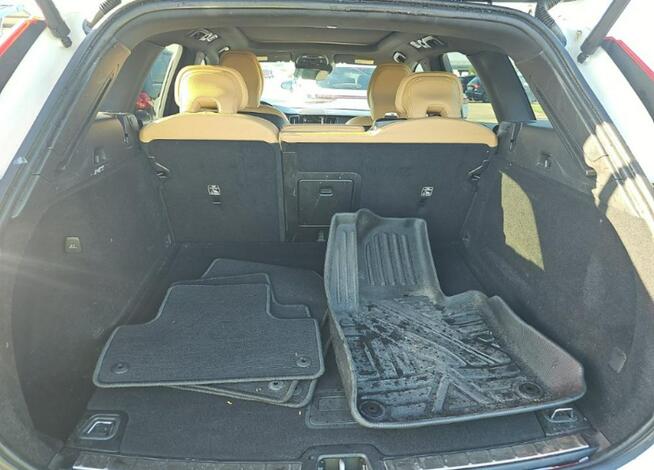 Volvo XC 60 INSCRIPTION / AWD / T5 / niski przebieg Tarnów - zdjęcie 12