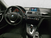 BMW 318 Komorniki - zdjęcie 10