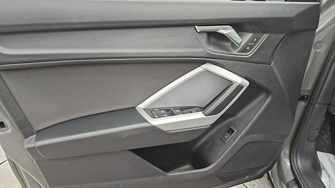 Audi Q3 40 TFSI Quattro S tronic ! Z Polskiego Salonu ! Faktura Vat ! Warszawa - zdjęcie 10