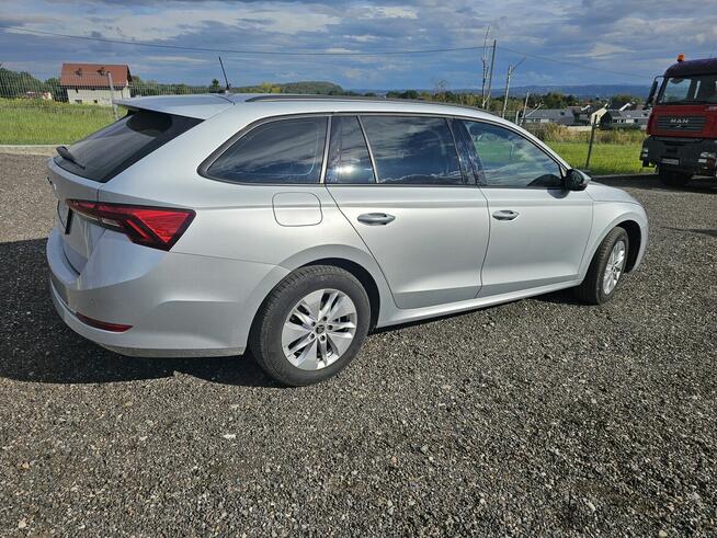 Skoda Octavia 2022 Rączna - zdjęcie 5