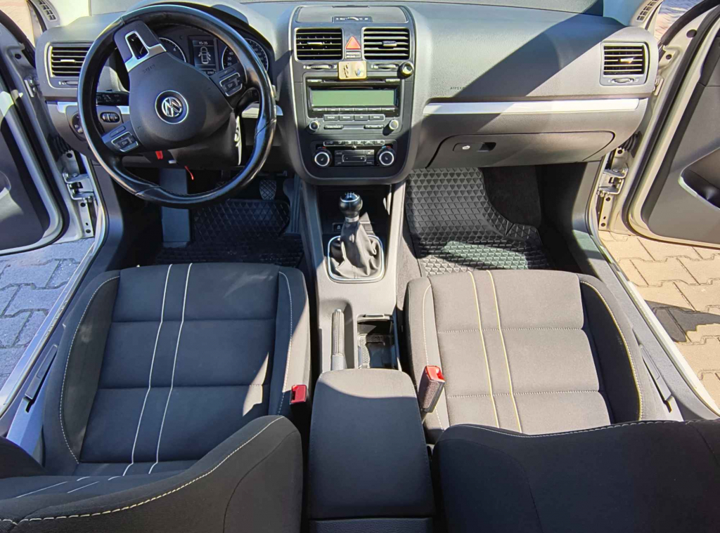 VW JETTA 2010 Oryginalny Lakier Salon Polska Radom - zdjęcie 7