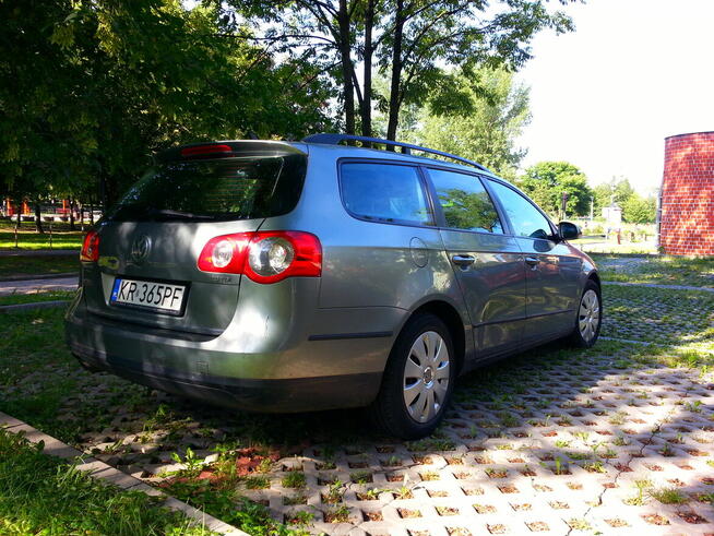 Volkswagen Passat B6 2.0 TDI Comfortline Leńcze - zdjęcie 7