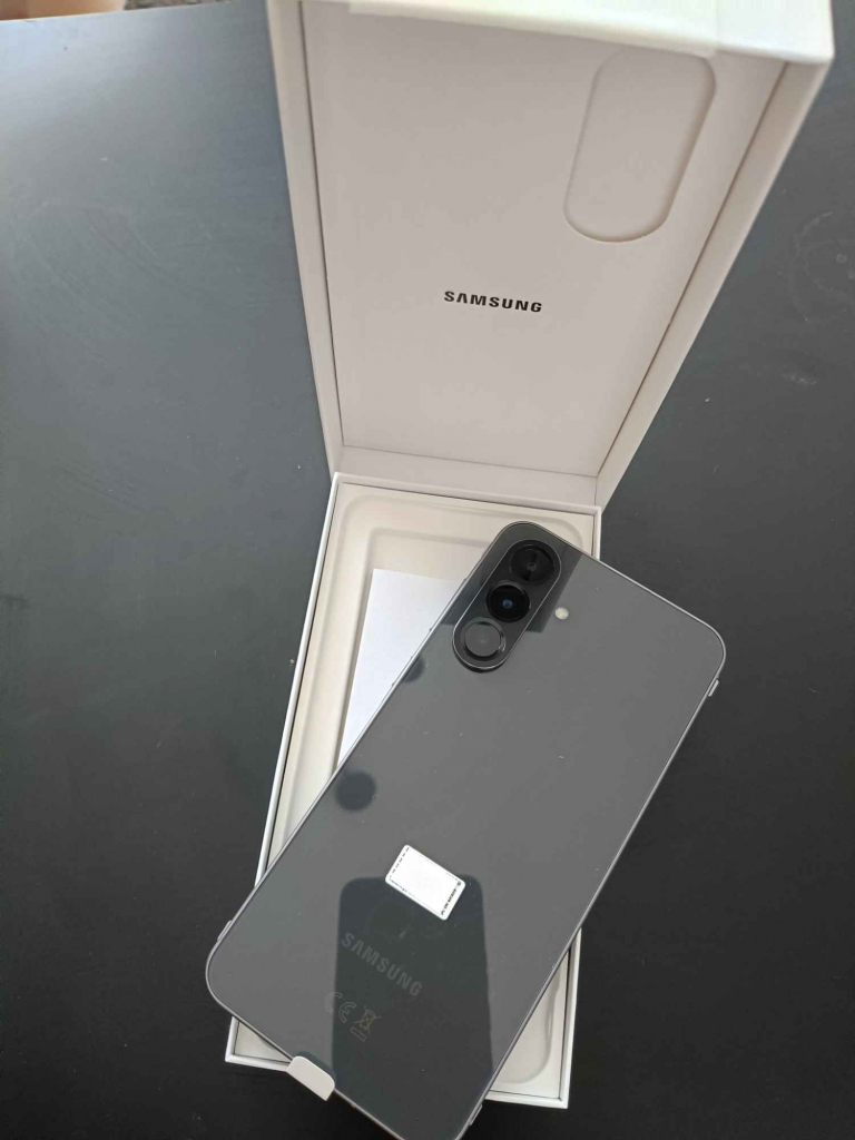 Samsung Galaxy A56 Grunwald - zdjęcie 3
