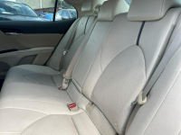 Toyota Camry Automat Hybryda Skóra Podgrzewanie Kamera 218KM Gliwice - zdjęcie 12