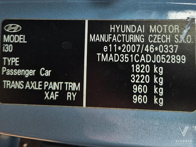 Hyundai I30 1.6 benzyn135 km XENON czujniki NAVI bezwypadek SERWI 2013 Tychy - zdjęcie 12