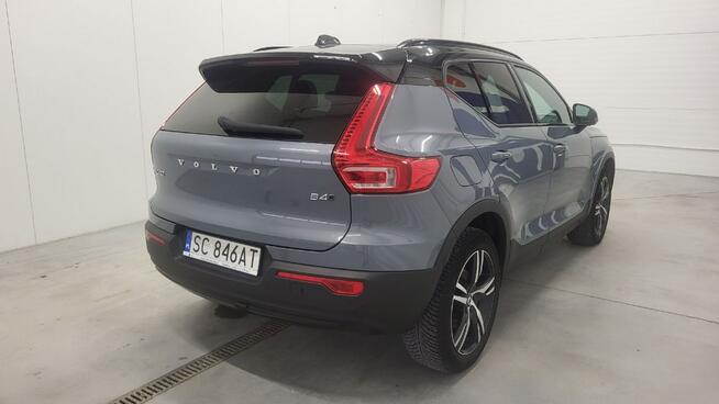 Volvo XC 40 B4 B AWD R-Design aut Grójec - zdjęcie 6