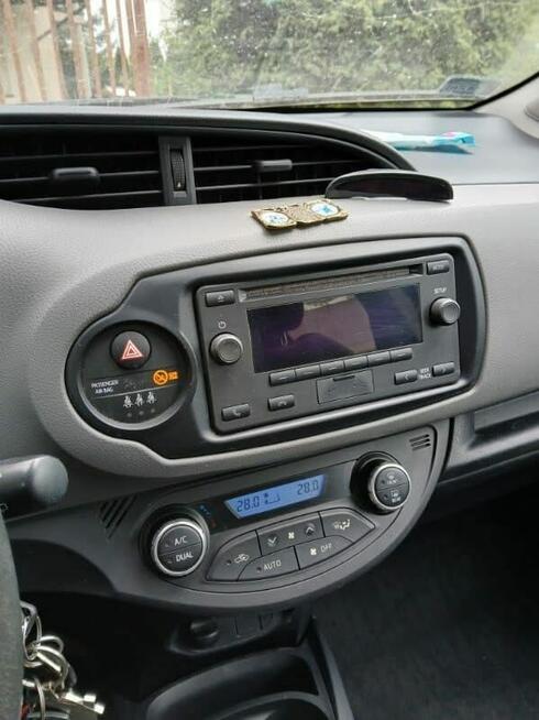 Toyota Yaris Hybrid 1.5 | 2017 | Automat | Ekonomiczna | Zad Ursynów - zdjęcie 8