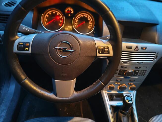 Opel astra h 2009 1.4 tempomat klima gaz lpg czujniki kombi Zabrze - zdjęcie 1