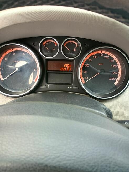 ŁADNY PEUGEOT 308 benzyna !! Ruda Śląska - zdjęcie 9