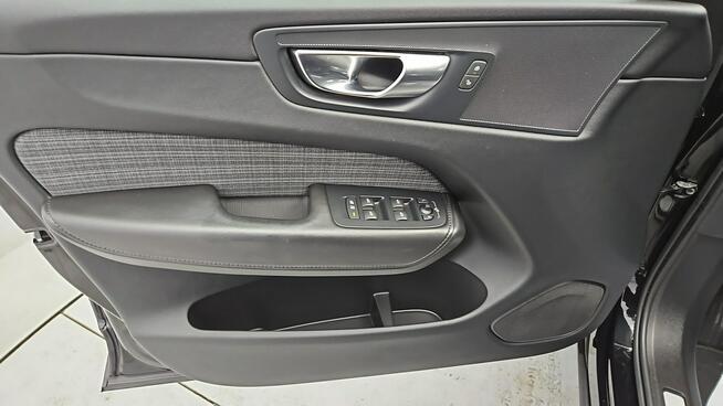 Volvo XC 60 B5 B AWD Core ! Z Polskie Salonu ! Faktura VAT ! Warszawa - zdjęcie 10
