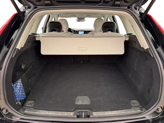 Volvo XC 60 B4 B Core Aut Warszawa - zdjęcie 11
