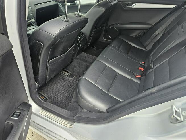 Mercedes C 220 Pakiet AMG Serwisowany Rybnik - zdjęcie 10