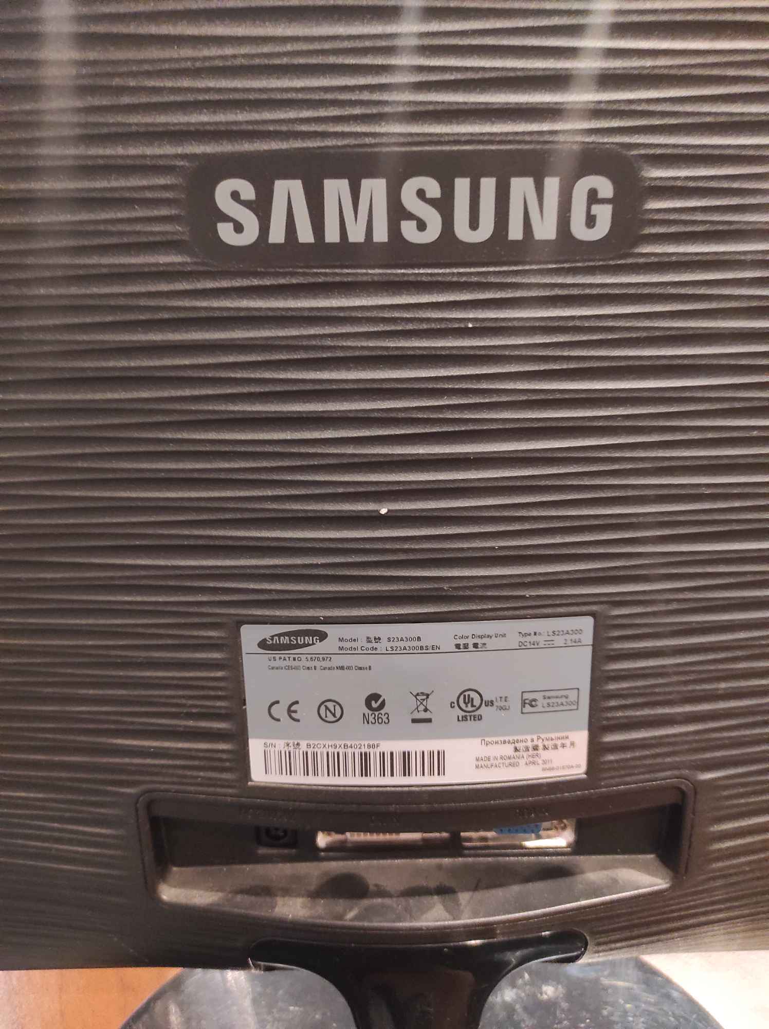 Syndyk sprzeda sprzęt komputerowy w postaci  10 monitorów Ursus - zdjęcie 8