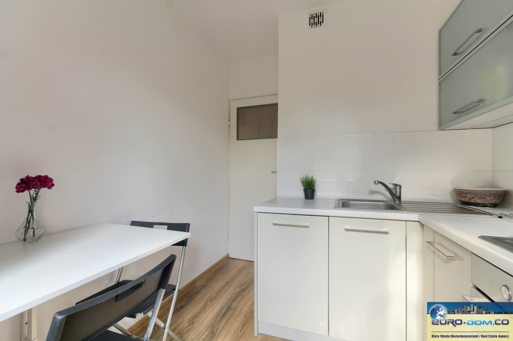 Komfortowe 2 pokoje mieszkanie z balkonem, Rataje, świetna lokalizacja Nowe Miasto - zdjęcie 8