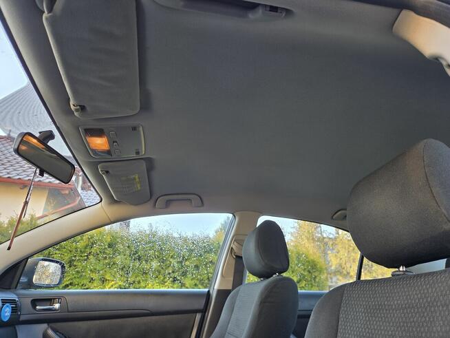 Sprzedam Toyote Avensis Żukowo - zdjęcie 10
