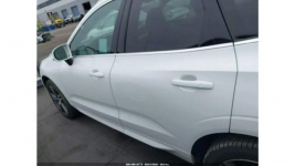 Volvo XC 60 AWD / T6 MOMENTUM / niski przebieg Warszawa - zdjęcie 6