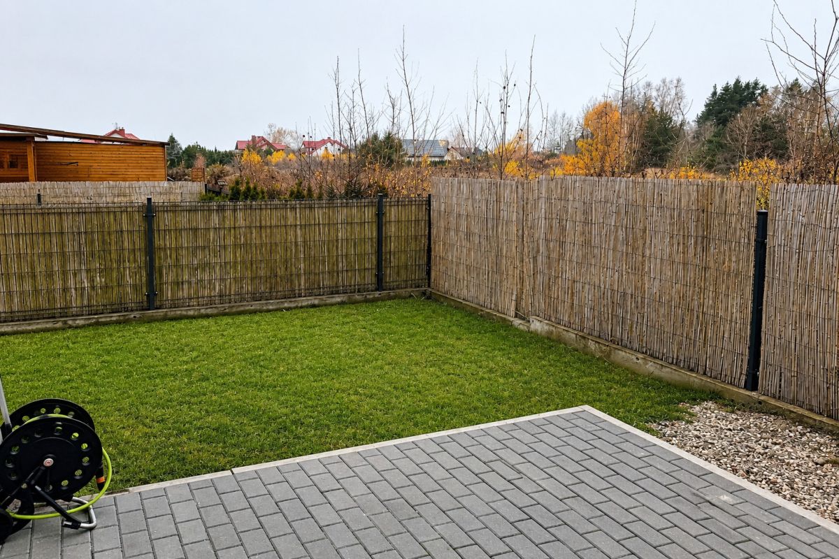 Narożna szeregówka z dużym ogrodem Porosły Porosły - zdjęcie 8