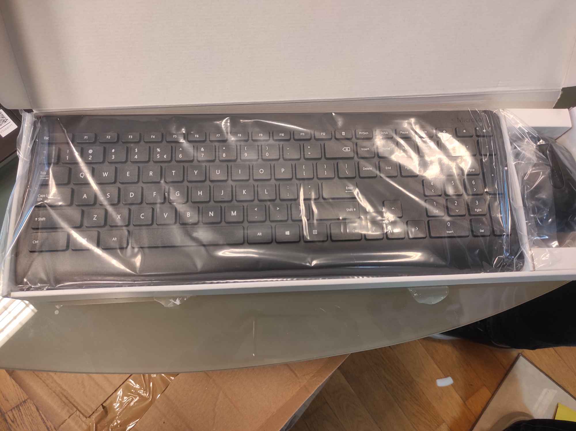 Syndyk sprzeda monitorów i akcesoriów, monitora lenovo T2054PC, ACER Ursynów - zdjęcie 2