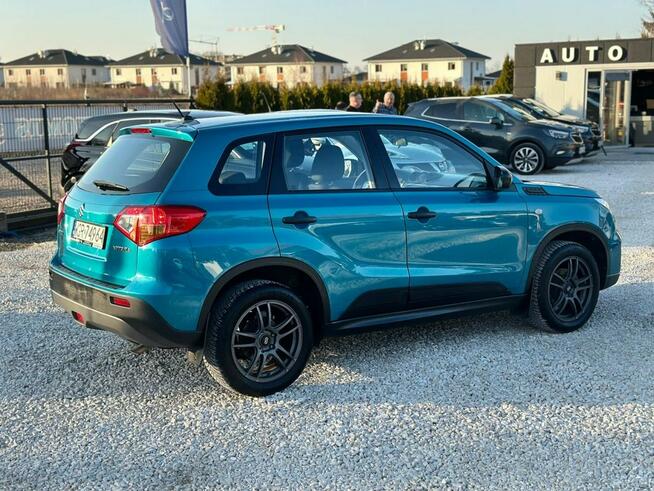 Suzuki Vitara 1.6 benzyna 120KM • 2016   • Klimatyzacja • Grójec - zdjęcie 9