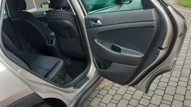 Hyundai Tucson 1.7 CRDi Xpossible ISG 2WD Bachowice - zdjęcie 12