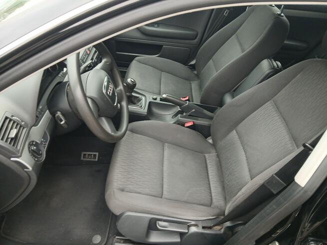 Audi A4 1.6MPI klimatronik alufelgi elektryka stan BDB Gryfino - zdjęcie 10