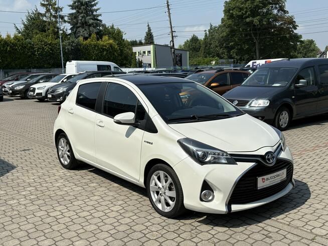Toyota Yaris Rezerwacja Tarnowskie Góry - zdjęcie 4