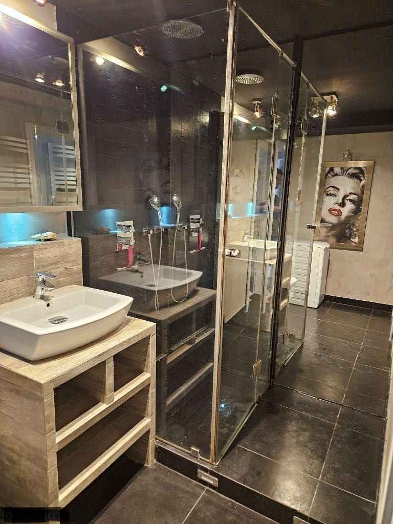 2pok, 48met, Okolice Legnickiej KOMÓRKA/2006 (Wrocław) Stare Miasto - zdjęcie 6