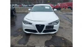 Alfa Romeo Giulia / 4x4 / 2.0 280KM / niski przebieg / Tarnów - zdjęcie 2