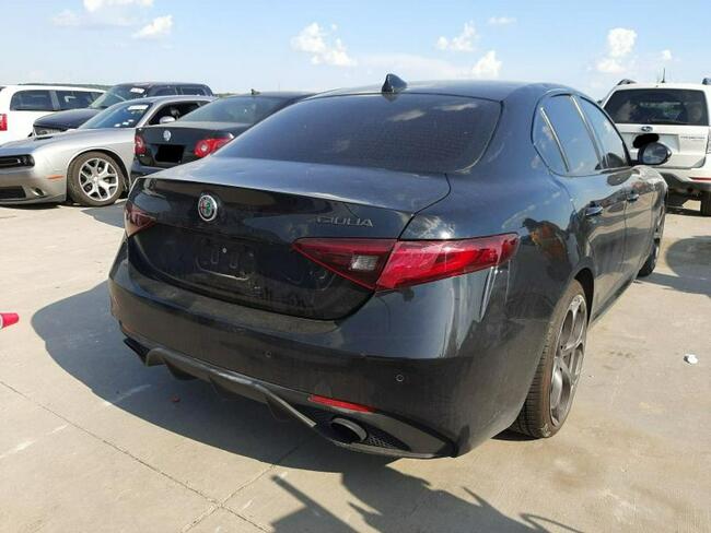 Alfa Romeo Giulia 2019, 2.0L, po gradobiciu Warszawa - zdjęcie 4