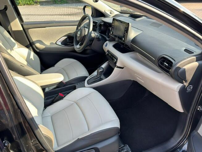 Toyota Yaris Warszawa - zdjęcie 9