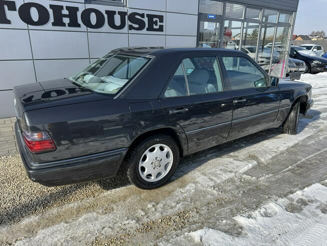 Mercedes E 200 Chełm Śląski - zdjęcie 2