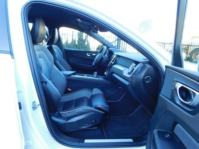 Volvo XC 60 2.0T5 z Gwarancją Bezwypadkowy Model 2021r Żyrardów - zdjęcie 5