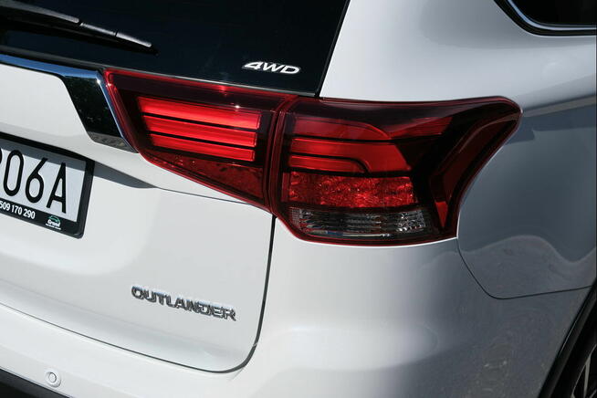 Mitsubishi Outlander 2.0 16v 4x4 automat nawigacja zarej. PL Zamość - zdjęcie 5