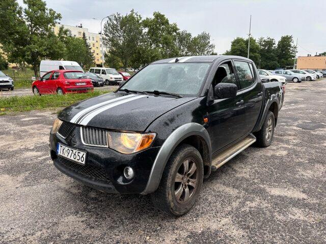 Udziały 1/2 Mitsubishi L 200 2.5D Kielce - zdjęcie 3