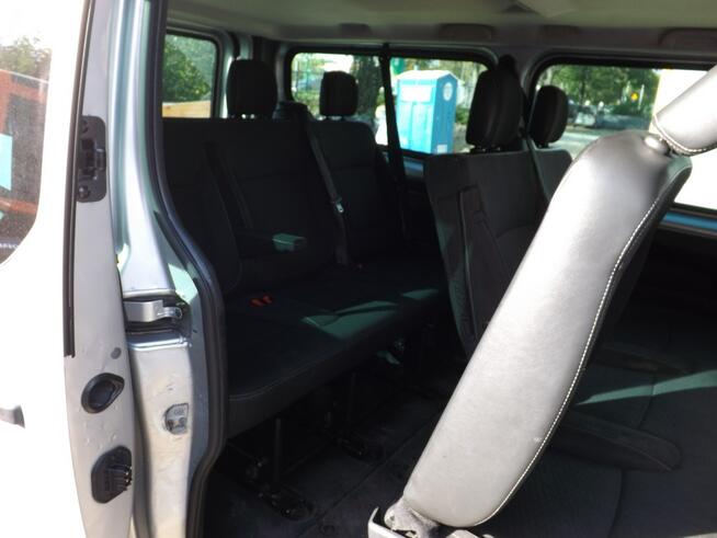 Opel Vivaro Long 9-miejsc.USZKODZONY Słupsk - zdjęcie 12