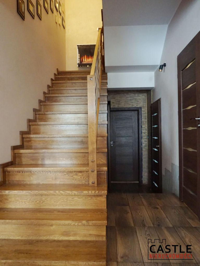 Dom dla rodziny oraz prowadzenie pensjonatu! Jantar - zdjęcie 7