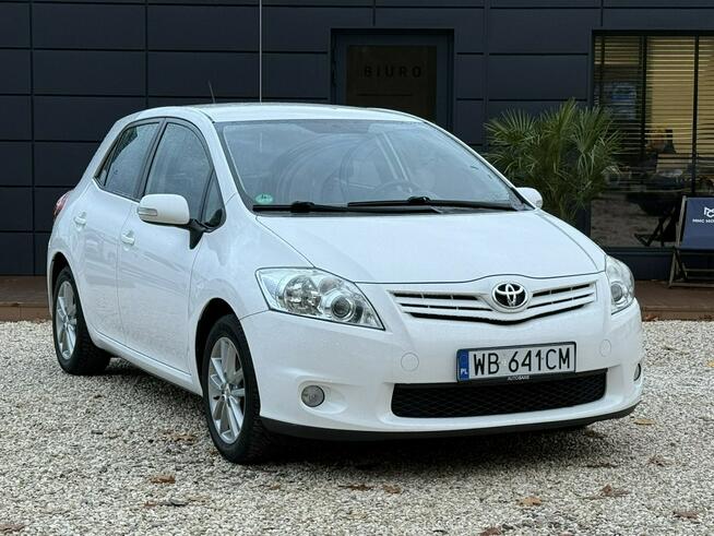 Toyota Auris 1.6 132kM! Tempomat! Klimatyzacja automatyczna ! Pęcice - zdjęcie 1