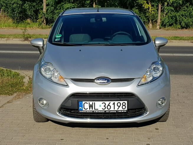 Ford Fiesta 1,6 tdci Klimatronik Zarejestrowany Gwarancja Włocławek - zdjęcie 2