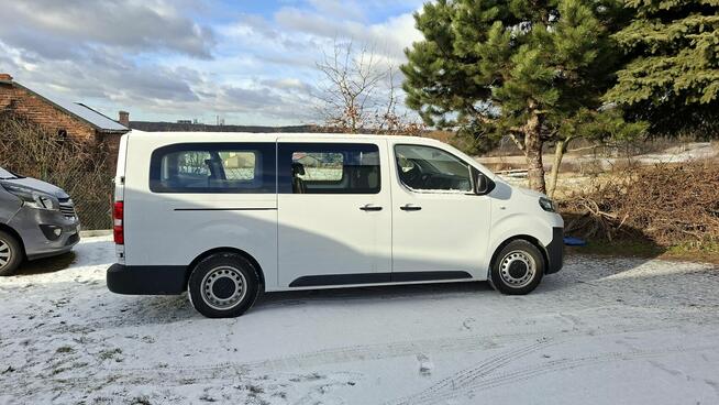 Opel Vivaro 9 osobowy Elektryczny Racibórz - zdjęcie 3